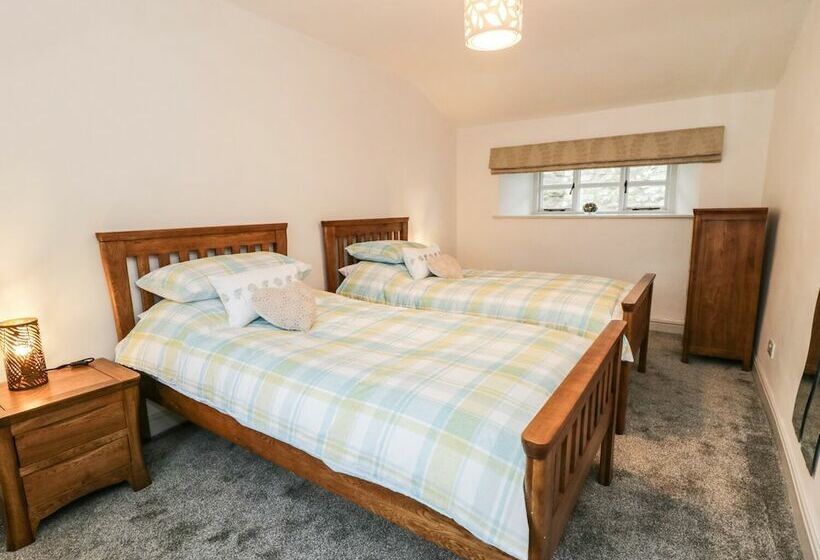 Green Smithy Cottage