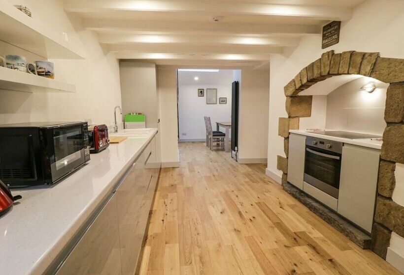 Green Smithy Cottage