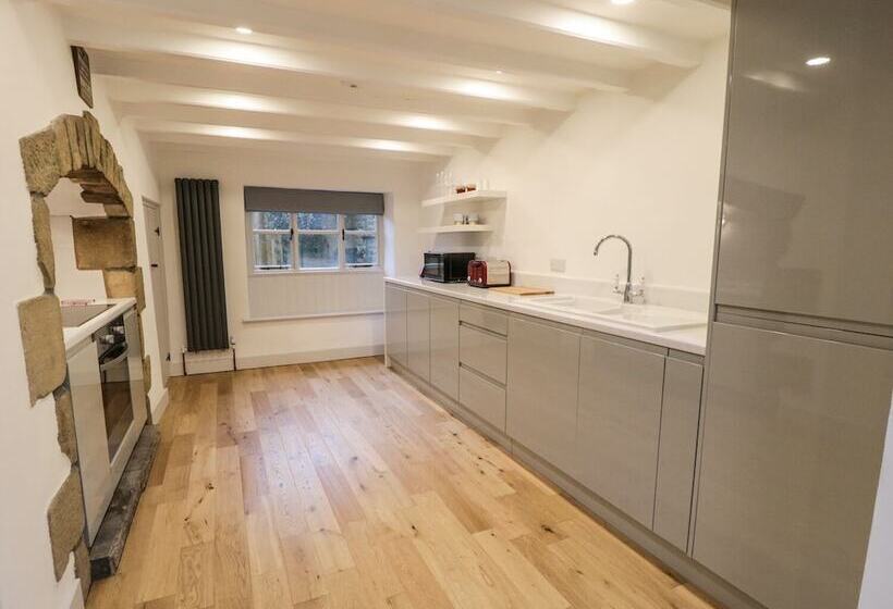 Green Smithy Cottage