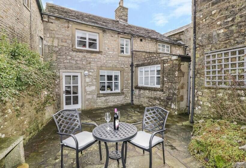 Green Smithy Cottage