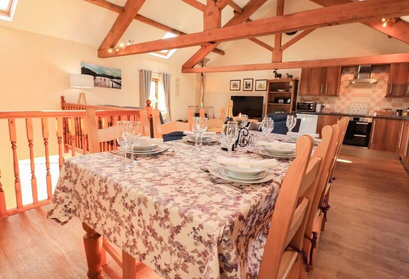 Hayloft Cottage