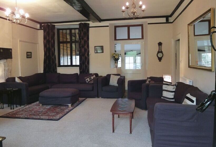 Hornshayne Farmhouse