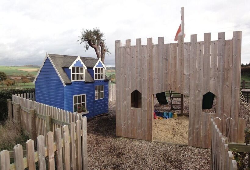 Hornshayne Farmhouse