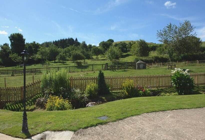 Hornshayne Farmhouse