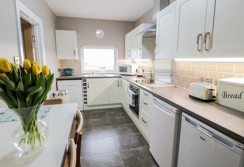 Longforth Farm Cottage