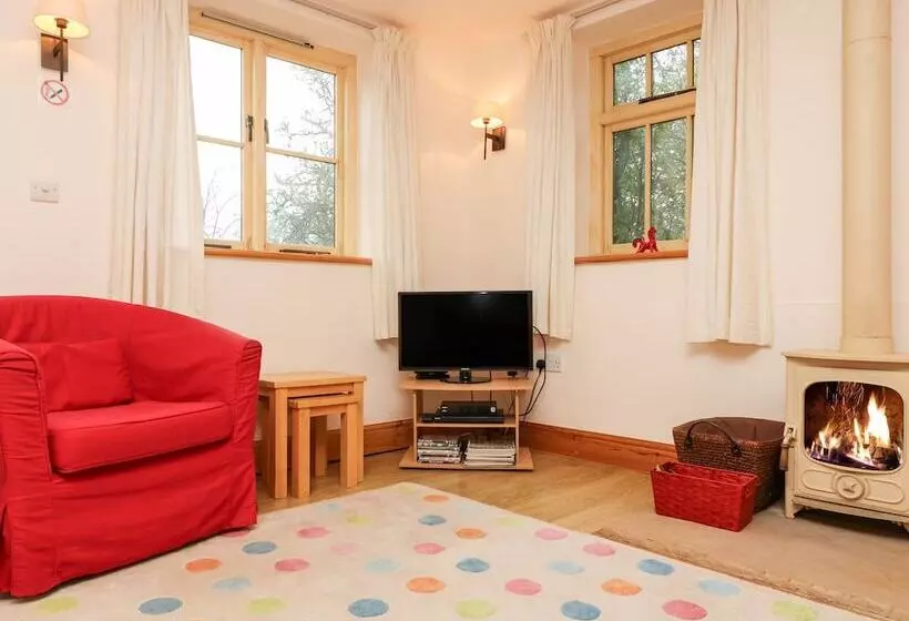Plum Cottage