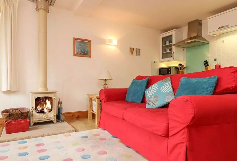 Plum Cottage