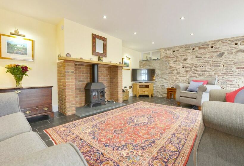 The Cider Barn At Home Farm