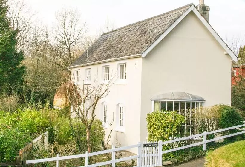 The Gate House