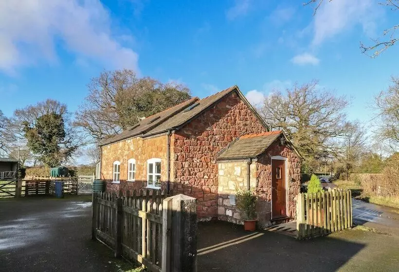 The Laurels Barn