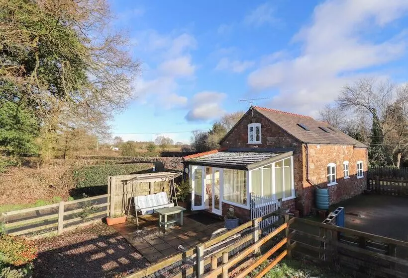 The Laurels Barn