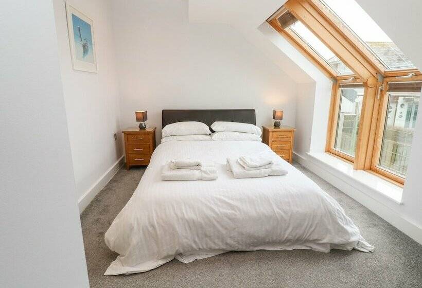 20 Bay Retreat Villas