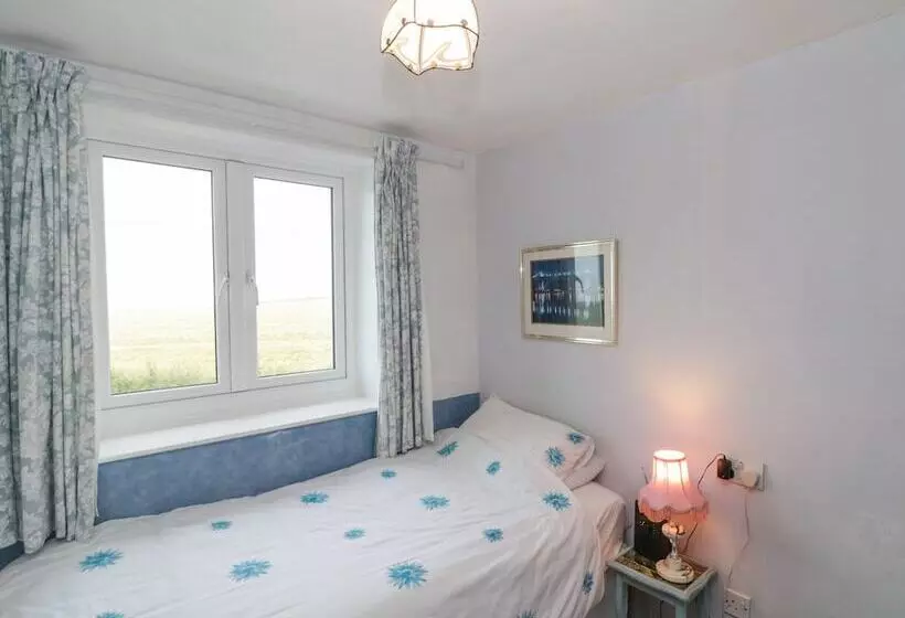 Cliff Top Cottage