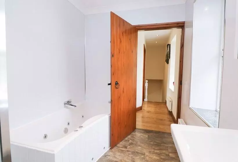 Fernleigh Cottage