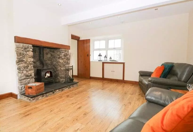 Fernleigh Cottage