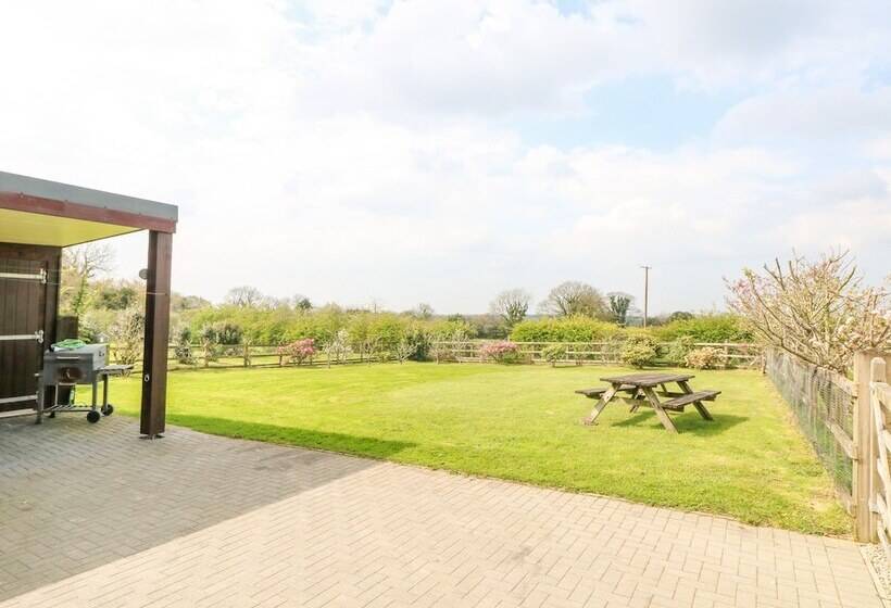 Higher Kernick Stable