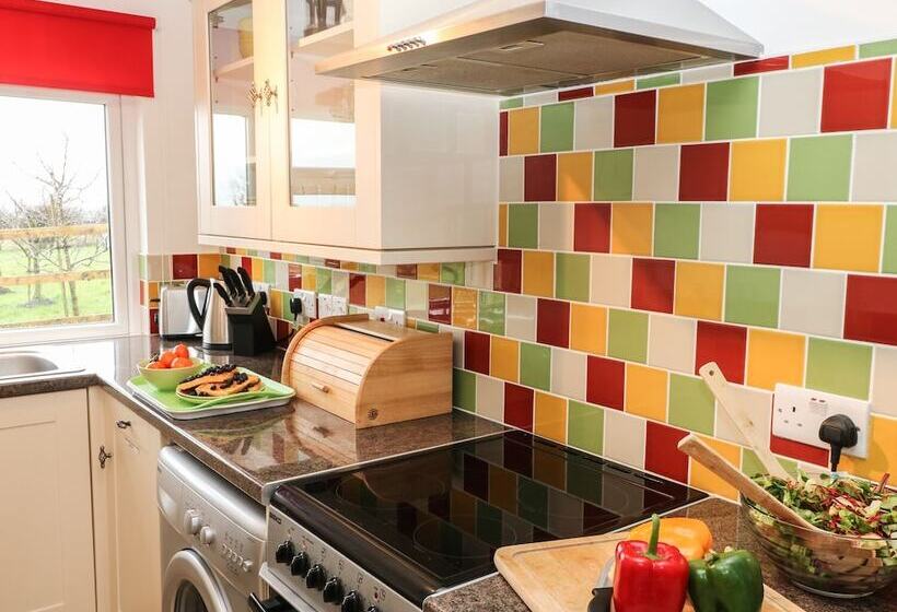 Higher Kernick Stable