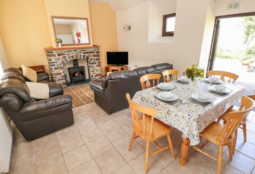 Hill Top Farm Cottage