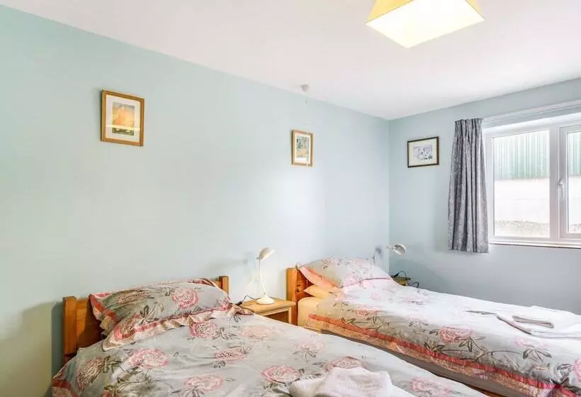 Lark's Rise Cottage