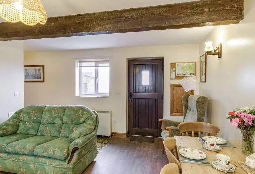 Lark's Rise Cottage