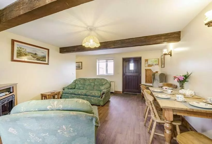 Lark's Rise Cottage