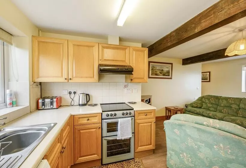 Lark's Rise Cottage