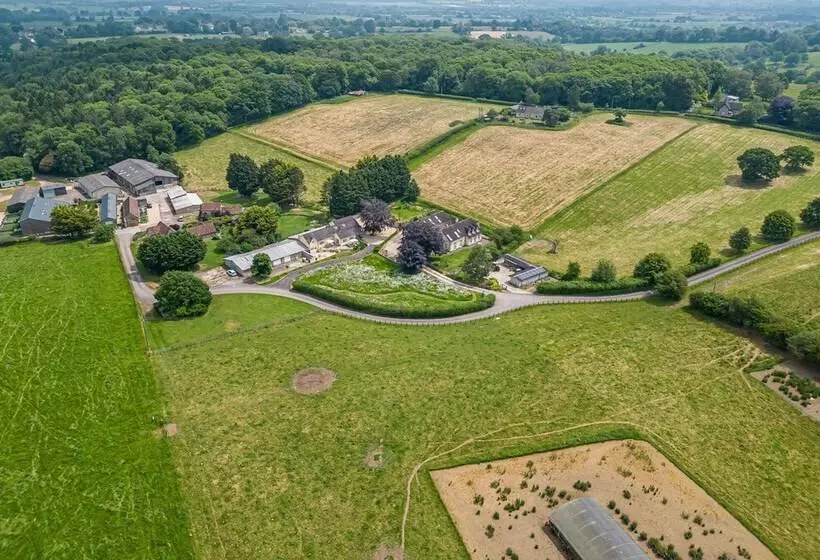 Oxen Cottage @ Nables Farm