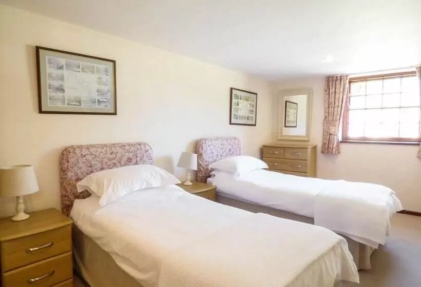 Parlour Cottage