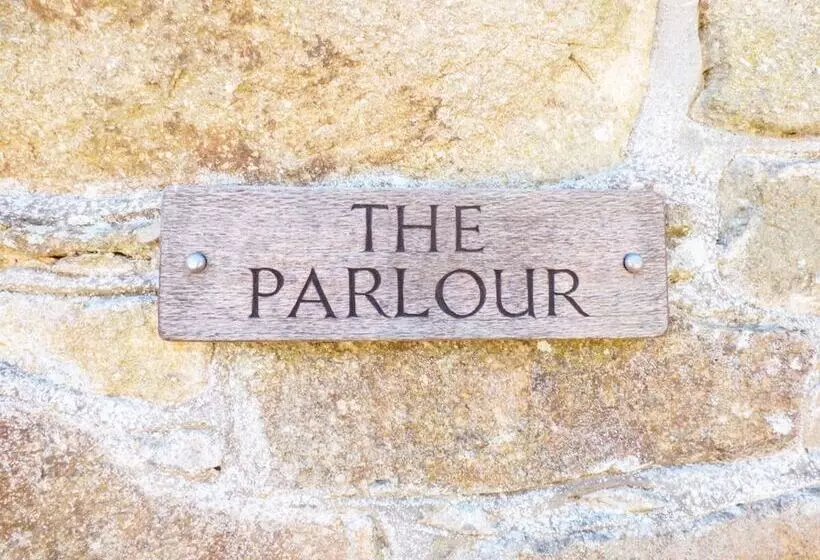 Parlour Cottage
