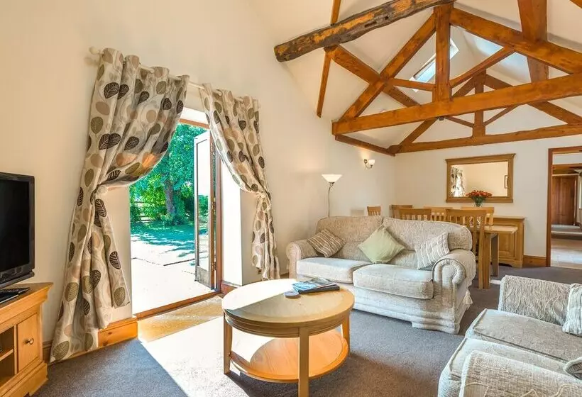 Parrs Meadow Cottage