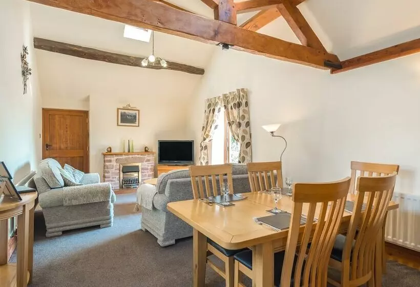 Parrs Meadow Cottage