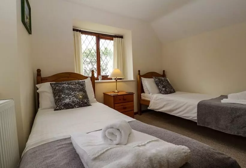 Shells Cottage