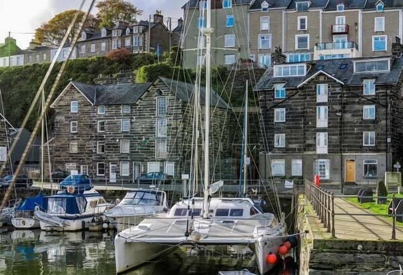 The Captain S Penthouse