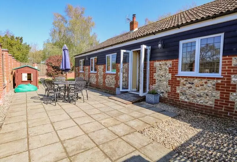 The Meadows Cottage