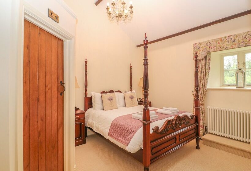 The Tack Room Cottage