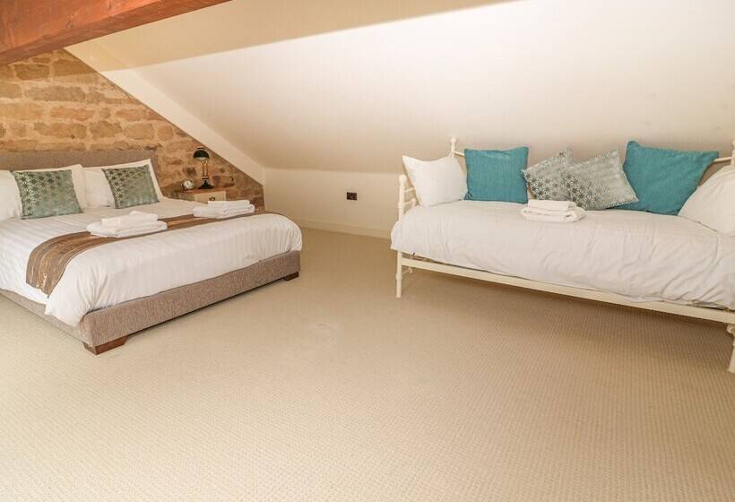 The Tack Room Cottage