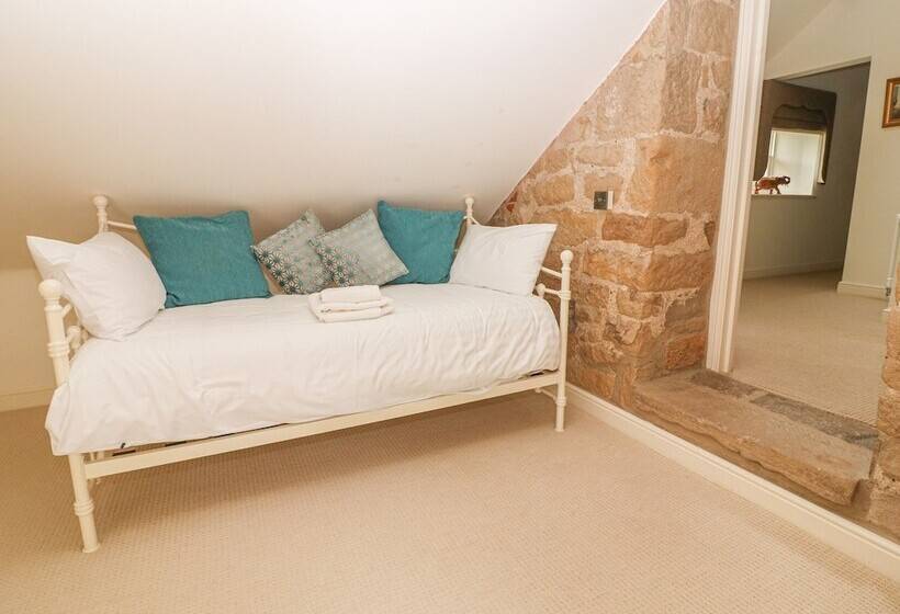 The Tack Room Cottage