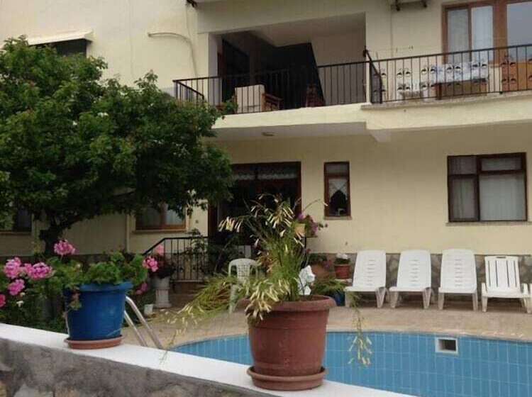 Hostel Kristal Pansiyon