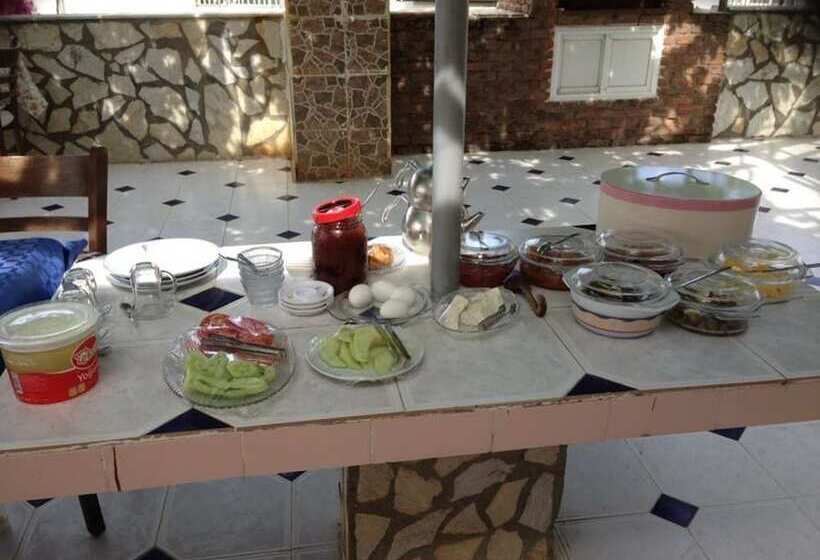 Hostel Kristal Pansiyon