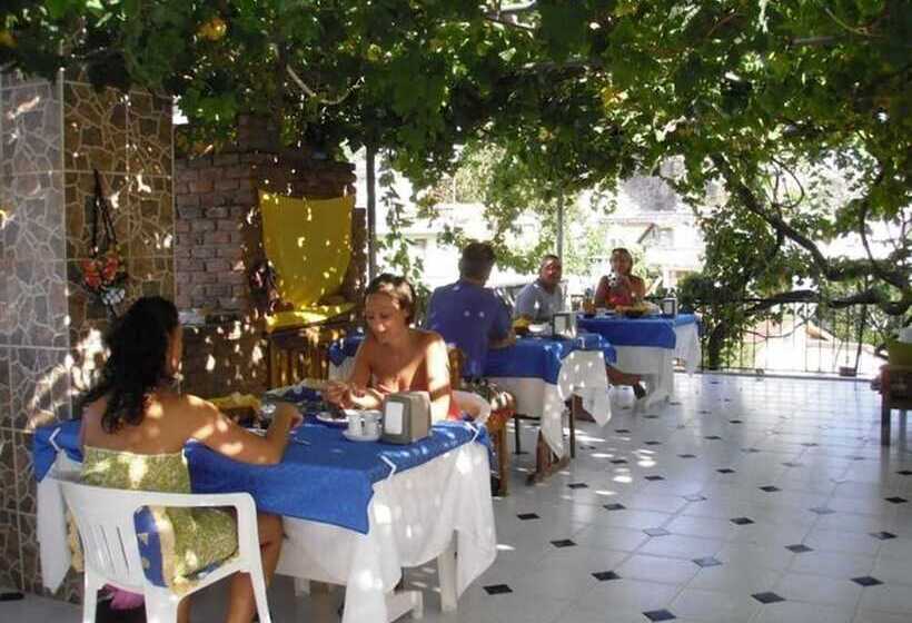 Hostel Kristal Pansiyon