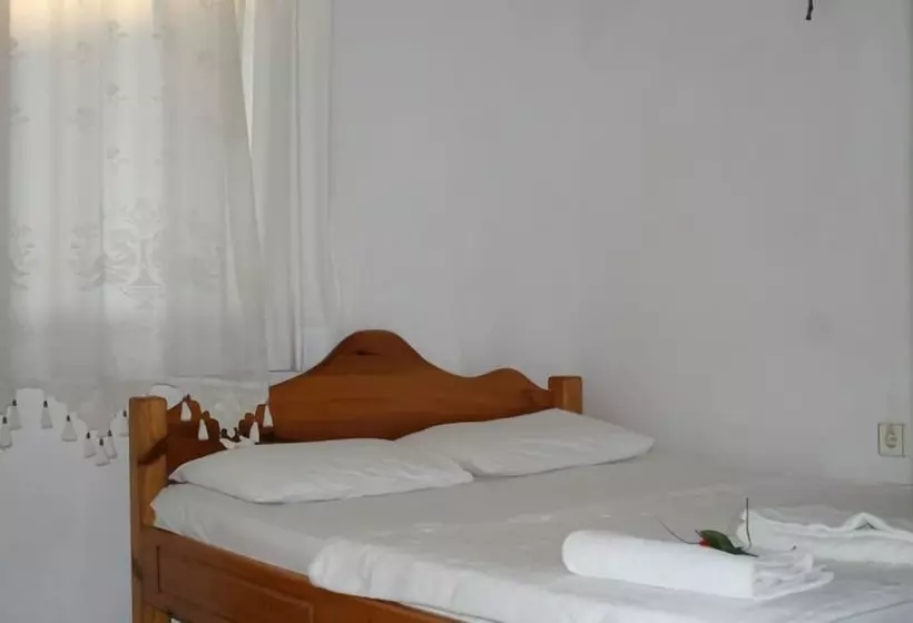 Retkeilymaja Kristal Pansiyon