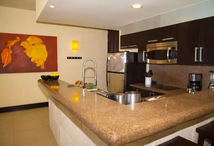 Aldea Thai 312 By Prp