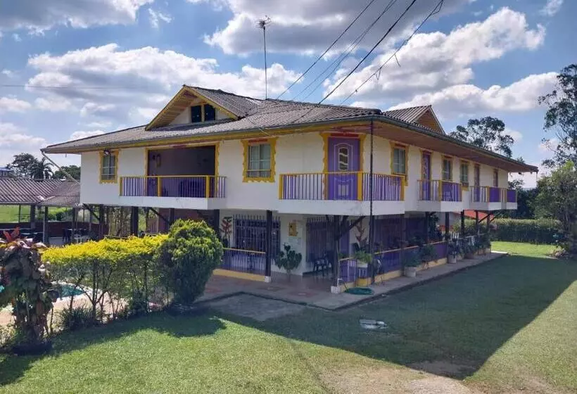 ベッドアンドブレックファースト Finca Tradicional La Colonia