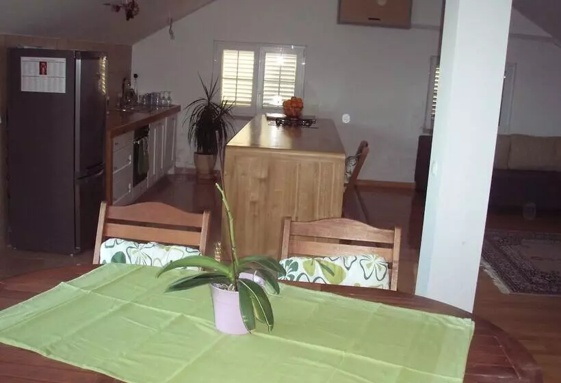 Captain S Villa Sokol