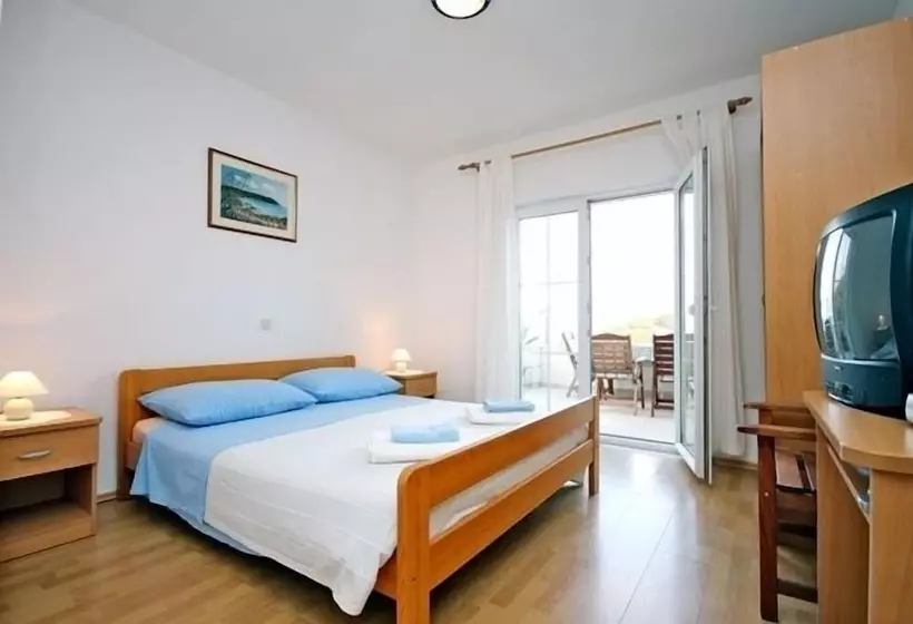 Captain S Villa Sokol