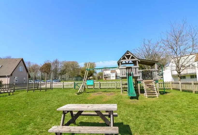 Dartmoor Valley Lodge 10