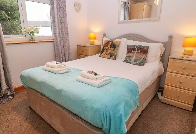 Dartmoor Valley Lodge 10