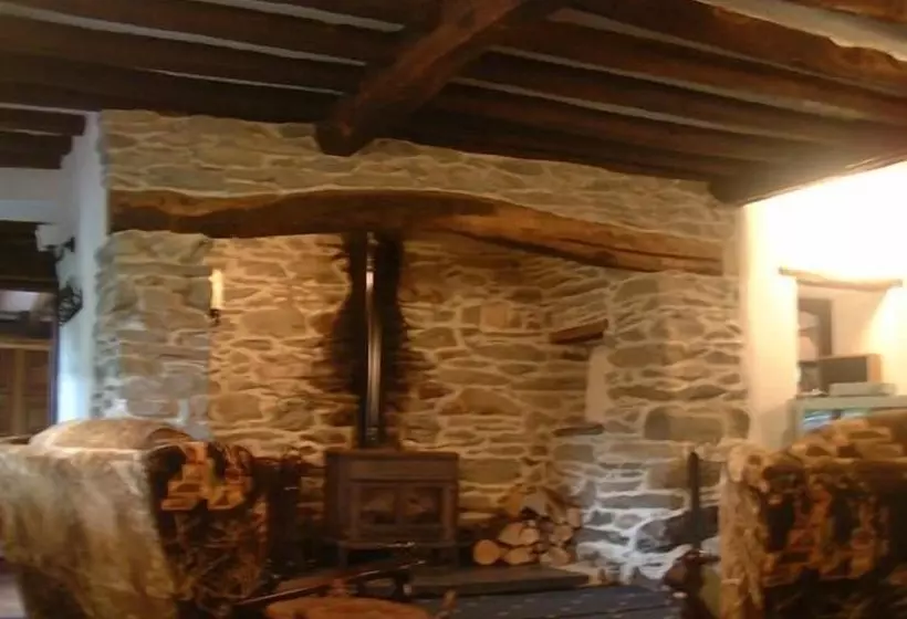 Horseshoe Pass Holiday Lets