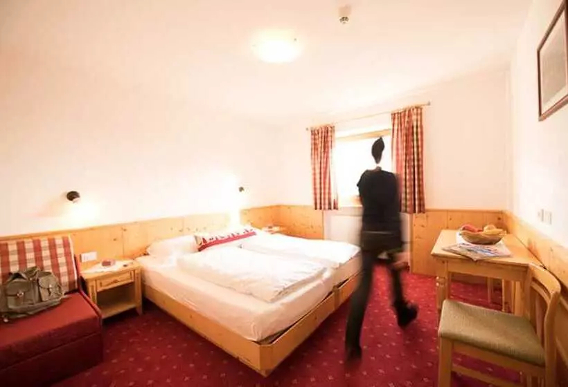 Hostelli Mahlknechthuette Seiseralm