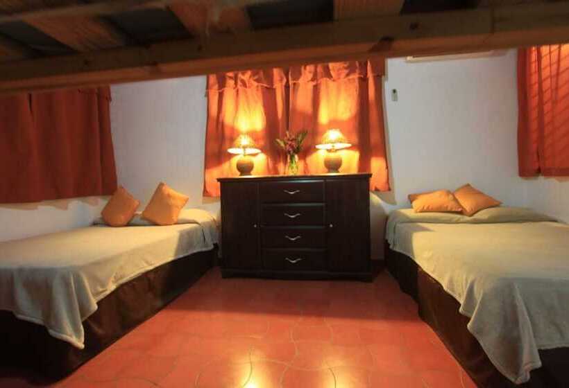 هتل Atlakamani Surfing Resort